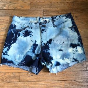 Levis Denim Tye Dye Cut Off Jean Shorts